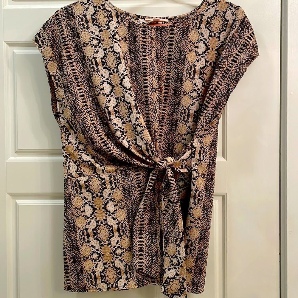 Como Vintage Wrap Snake Skin Blouse